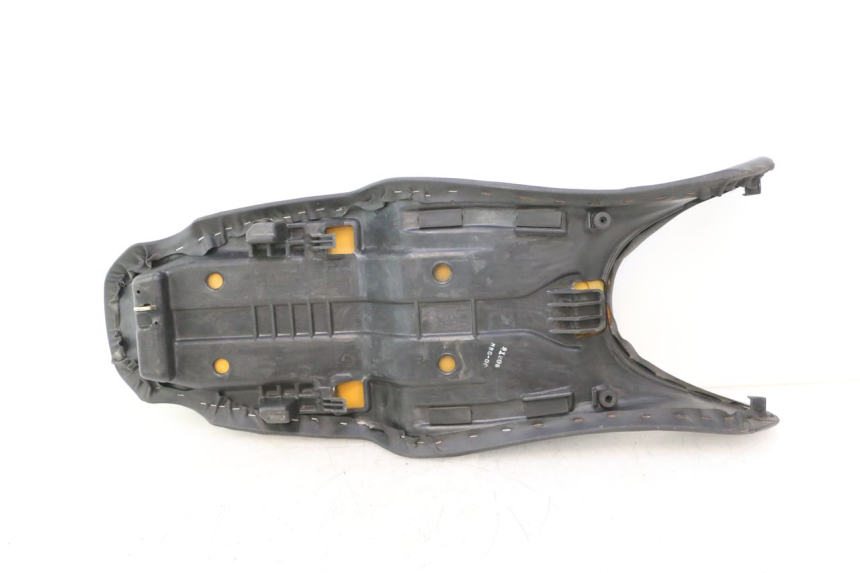 photo de SITZ HONDA VFR FI RC46 800 (1998 - 2001) - Weitere Ansicht des Artikels
