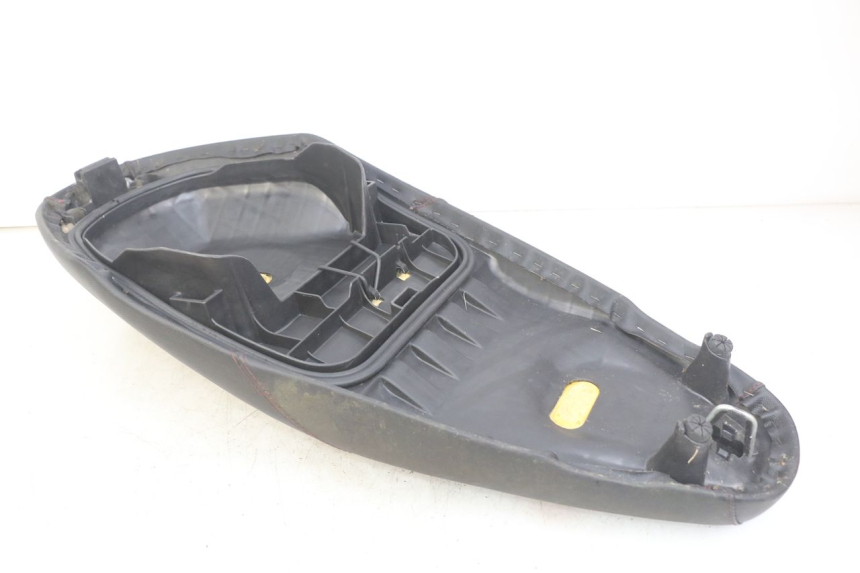 photo de SELLE HONDA VISION NSC R 50 (2013 - 2015) - Detailansicht des Bauteils