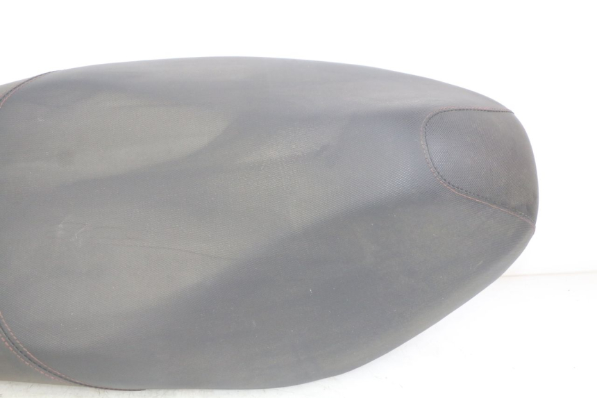 photo de SELLE HONDA VISION NSC R 50 (2013 - 2015) - Hochauflösende Nahaufnahme