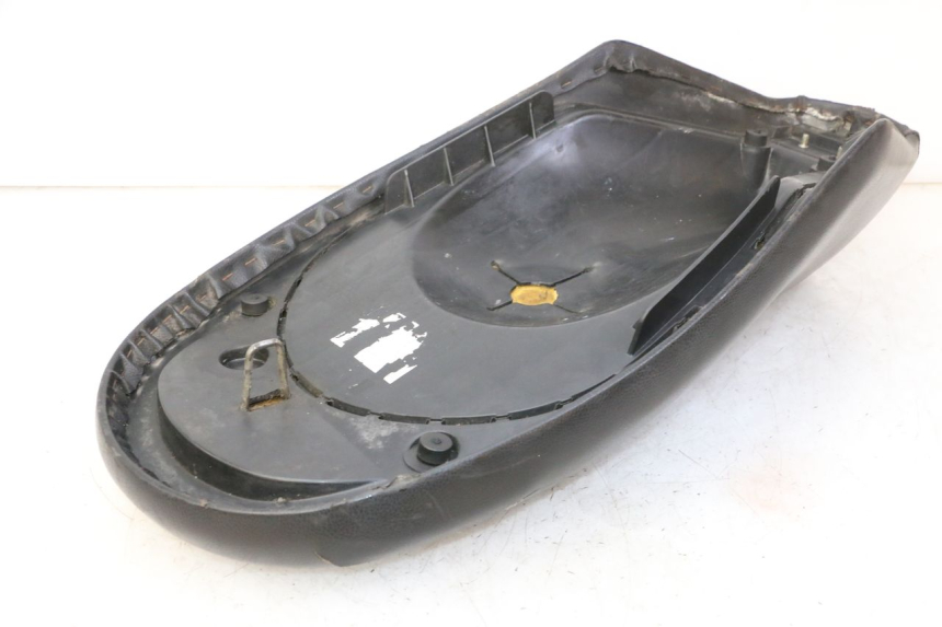 photo de SELLE PEUGEOT VIVACITY NEW 2T 50 (2008 - 2017) - Alternative Perspektive