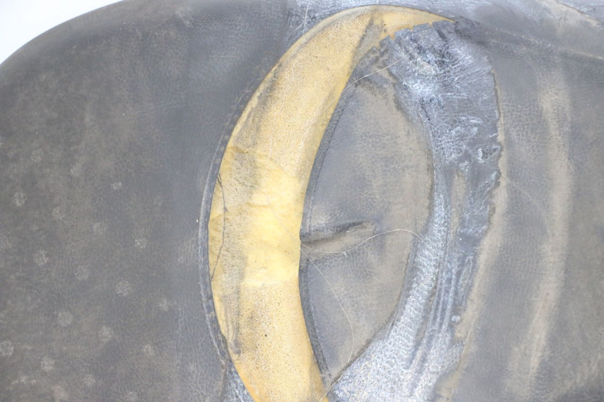 photo de SELLE PEUGEOT VIVACITY NEW 4T 50 (2008 - 2017) - Profilansicht des Ersatzteils