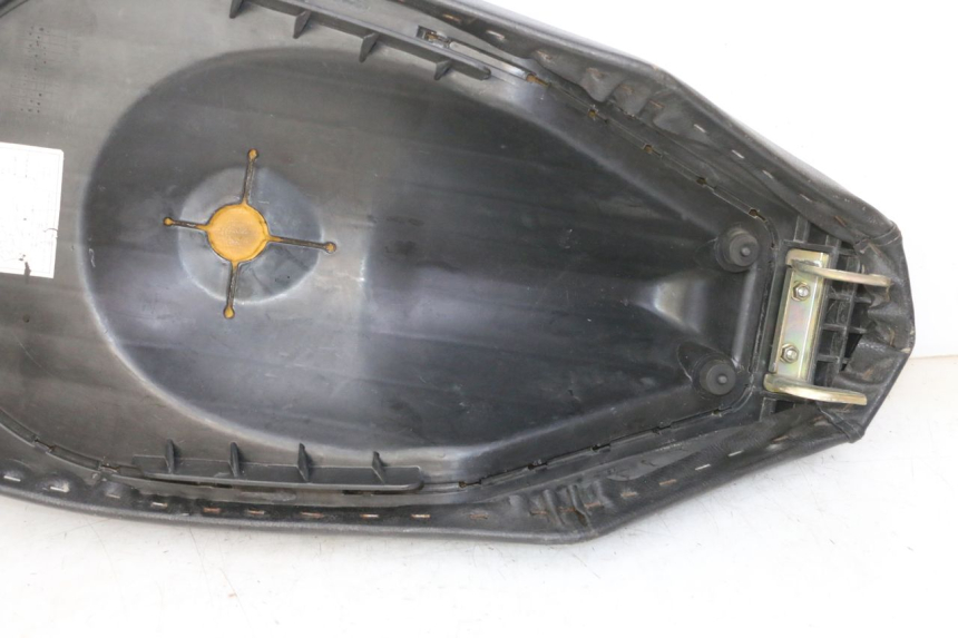 photo de SELLE PEUGEOT VIVACITY NEW 4T 50 (2008 - 2017) - Charakteristische Merkmale