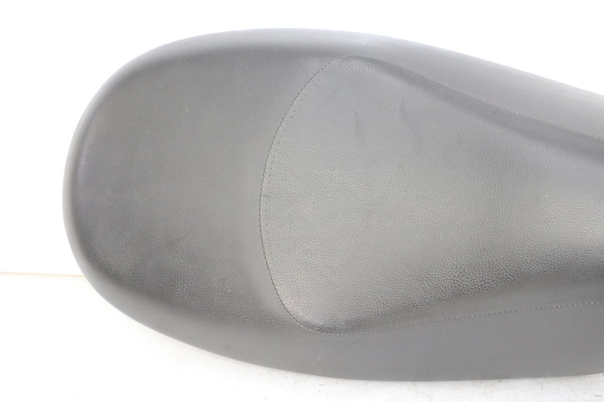 photo de SELLE PEUGEOT VIVACITY NEW 4T 50 (2008 - 2017) - Ergänzendes Produktfoto