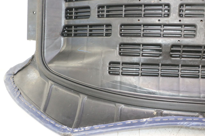 photo de SITZ YAMAHA WAVE RUNNER GP R 1200 (2000 - 2003) - Fokus auf die Struktur