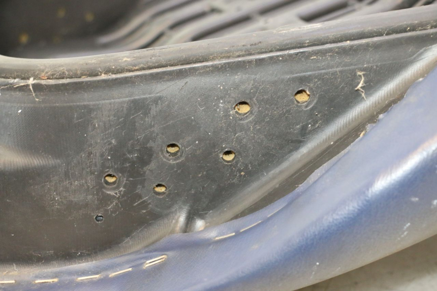 photo de SITZ YAMAHA WAVE RUNNER GP R 1200 (2000 - 2003) - Details der Befestigungspunkte