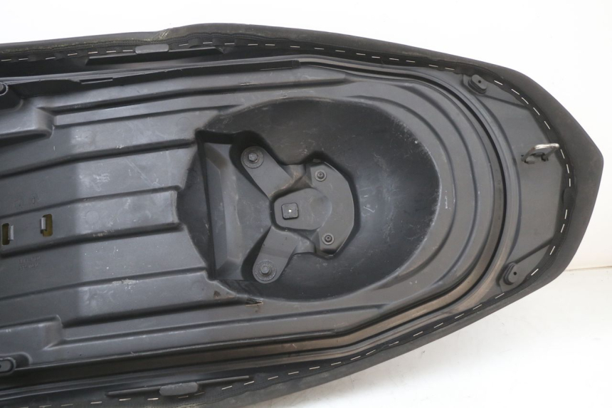 photo de SELLE YAMAHA XMAX X-MAX ABS 125 (2017 - 2020) - Weitere Ansicht des Artikels