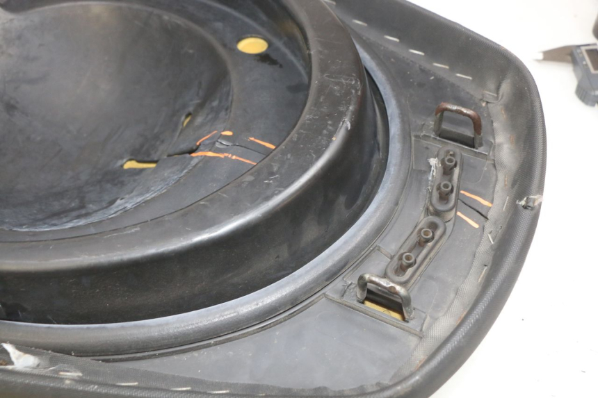 photo de SITZBANK YAMAHA X-MAX XMAX 250 (2006 - 2009) - Geprüftes Gebrauchtteil