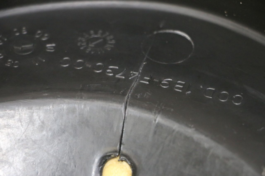 photo de SITZBANK YAMAHA XMAX X-MAX 125 (2006 - 2009) - Oberflächenzustand und Material