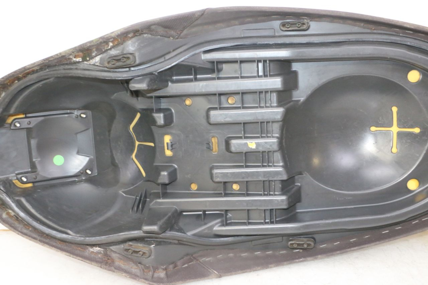 photo de SITZBANK YAMAHA X-MAX XMAX 250 (2006 - 2009) - Profilansicht des Ersatzteils