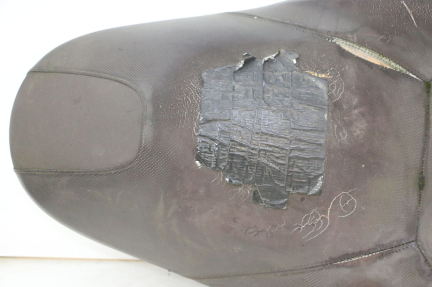 photo de SITZBANK YAMAHA X-MAX XMAX 250 (2006 - 2009) - Zoom auf Gebrauchszustand