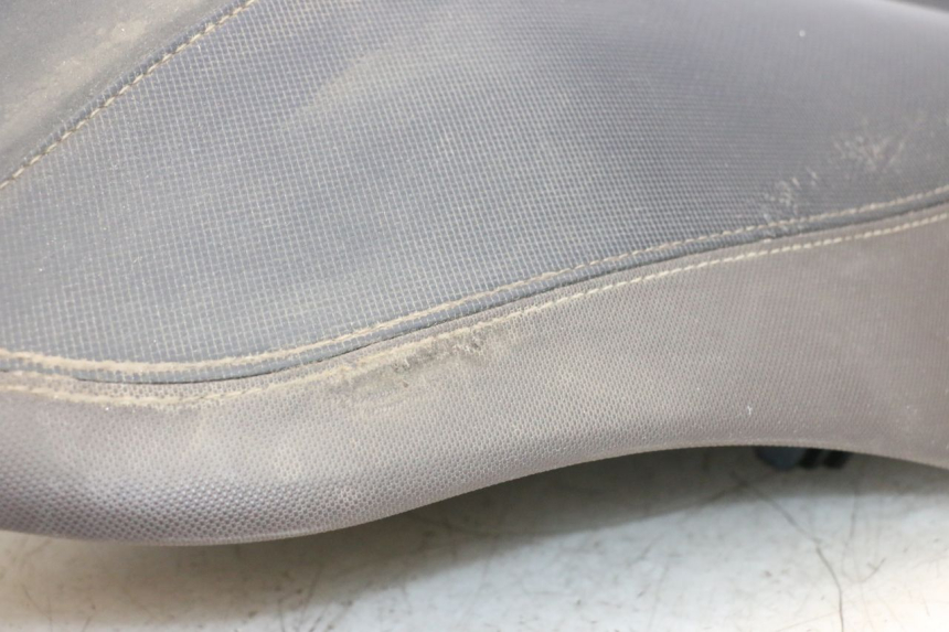 photo de SELLE YAMAHA X-MAX XMAX 125 (2010 - 2013) - Detailansicht des Bauteils