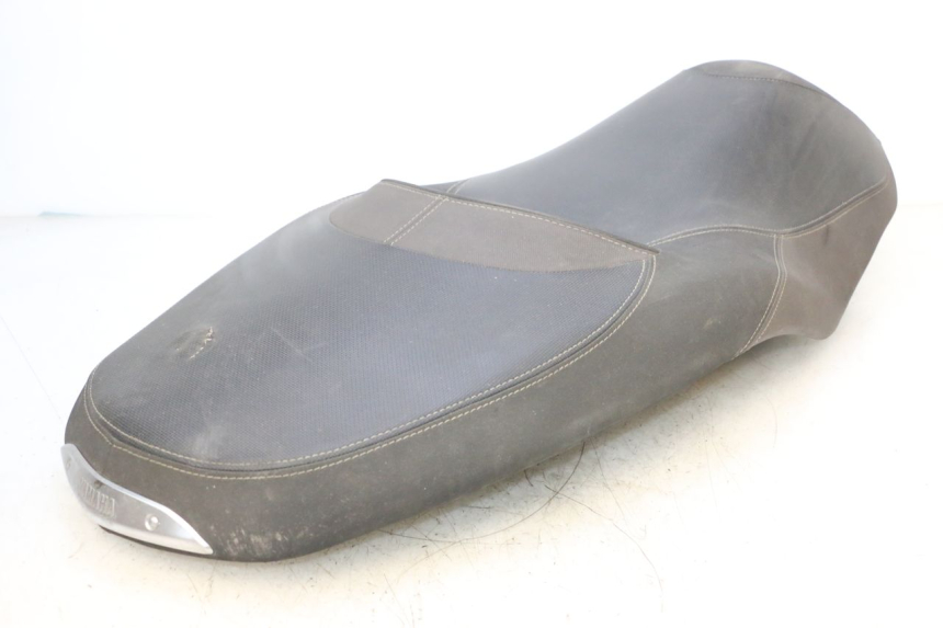 photo de SELLE YAMAHA X-MAX XMAX 125 (2010 - 2013) - Zoom auf Komponenten