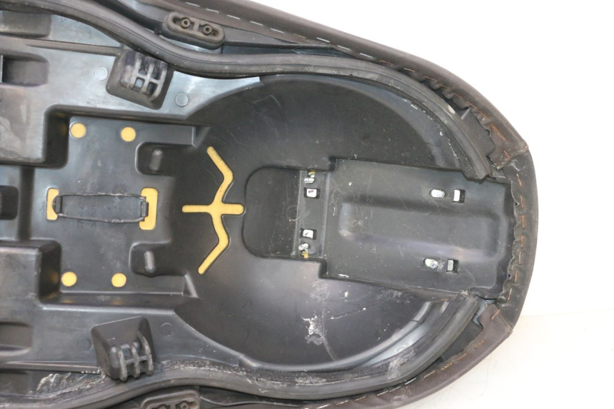 photo de SELLE YAMAHA X-MAX XMAX 125 (2010 - 2013) - Detailansicht des Bauteils