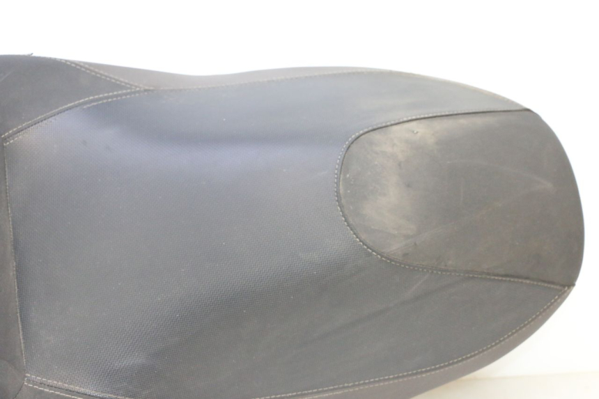 photo de SELLE YAMAHA X-MAX XMAX 125 (2010 - 2013) - Kennzeichnungen und Originalreferenzen