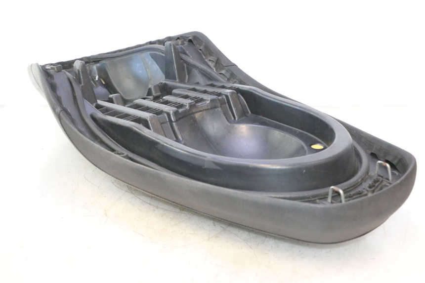 photo de SITZBANK YAMAHA XMAX X-MAX 125 (2006 - 2009) - Technische Nahaufnahme