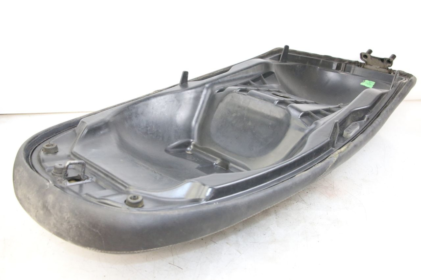 photo de SITZBANK PIAGGIO X10 125 (2012 - 2017) - Weitere Ansicht des Artikels