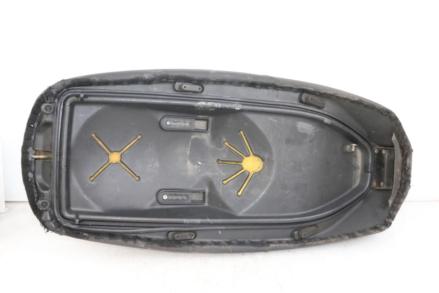 photo de SITZBANK PIAGGIO X9 125 (2000 - 2003) - Ergänzendes Produktfoto