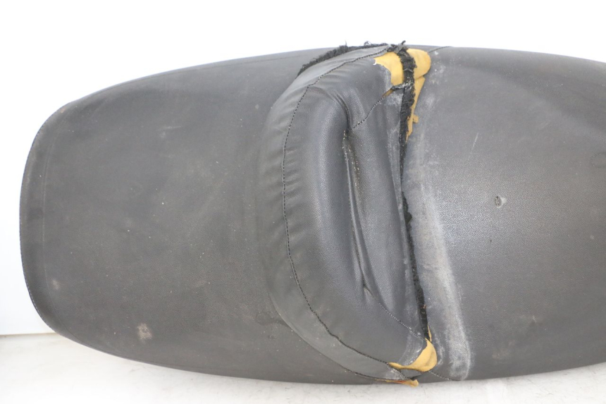 photo de SITZBANK PIAGGIO X9 125 (2000 - 2003) - Detaillierte Sichtprüfung