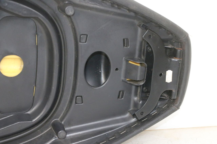 photo de SITZBANK PIAGGIO XEVO - X EVO 125 (2007 - 2017) - Gesamtansicht des Produkts