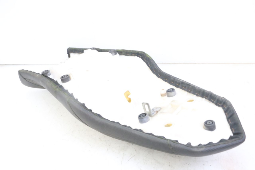 photo de SITZ YAMAHA XJ6 ABS 600 (2008 - 2016) - Alternative Perspektive