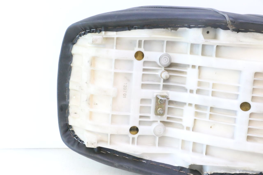 photo de SITZ YAMAHA XJR 1300 (1998 - 2002) - Fokus auf die Struktur