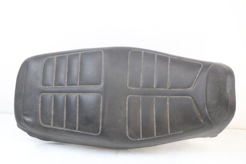 photo de SITZ YAMAHA XJS DIVERSION 600 (1997 - 1999) - Oberflächenzustand und Material