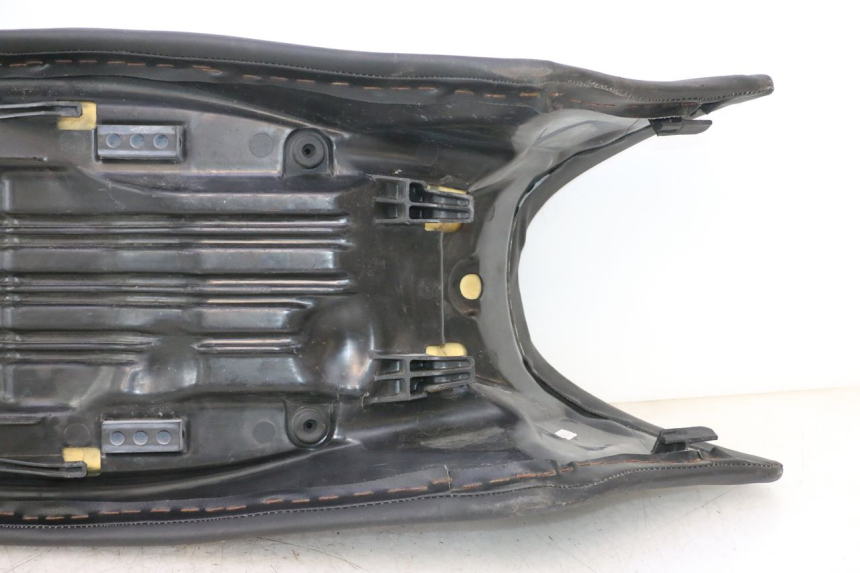 photo de SITZ HONDA XLV VARADERO 125 (2007 - 2012) - Gesamtansicht des Produkts