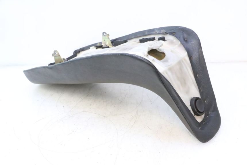 photo de SITZ HONDA XRV AFRICA TWIN 750 (1990 - 1992) - Zoom auf Gebrauchszustand