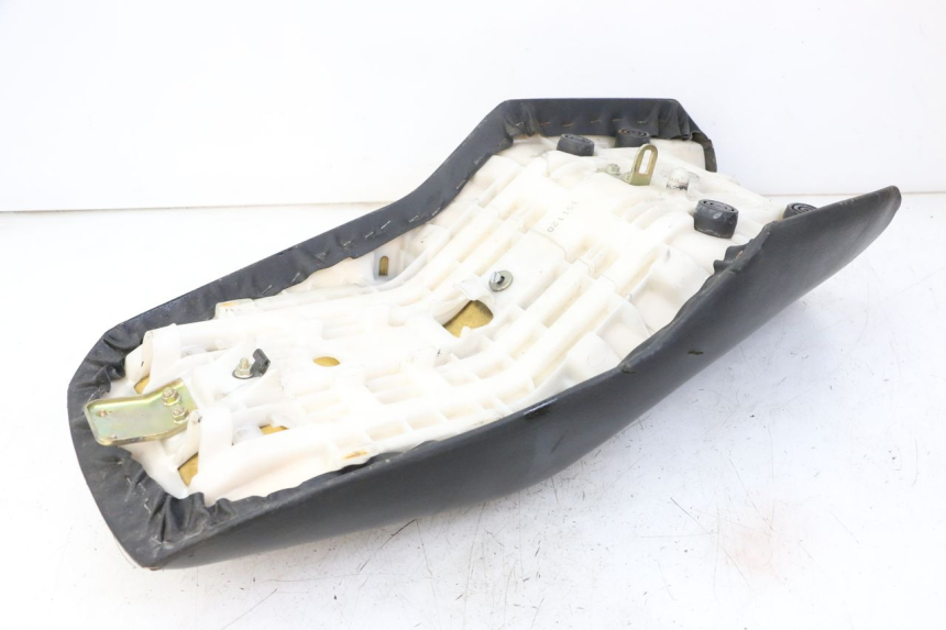 photo de SELLE YAMAHA FZS FAZER 600 (2001 - 2003) - Alternative Perspektive