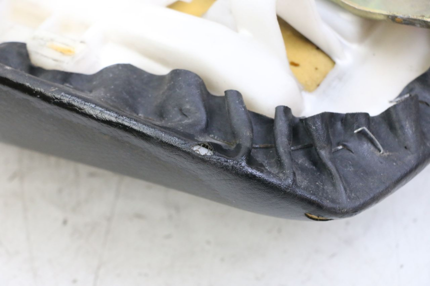 photo de SELLE YAMAHA FZS FAZER 600 (2001 - 2003) - Gesamtansicht des Produkts