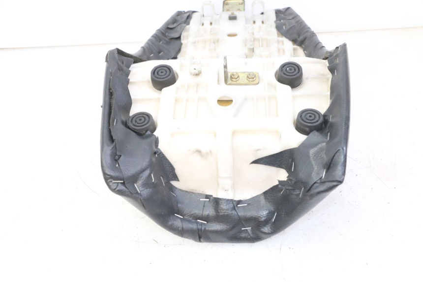 photo de SELLE YAMAHA FZS FAZER 600 (2001 - 2003) - Geprüftes Gebrauchtteil