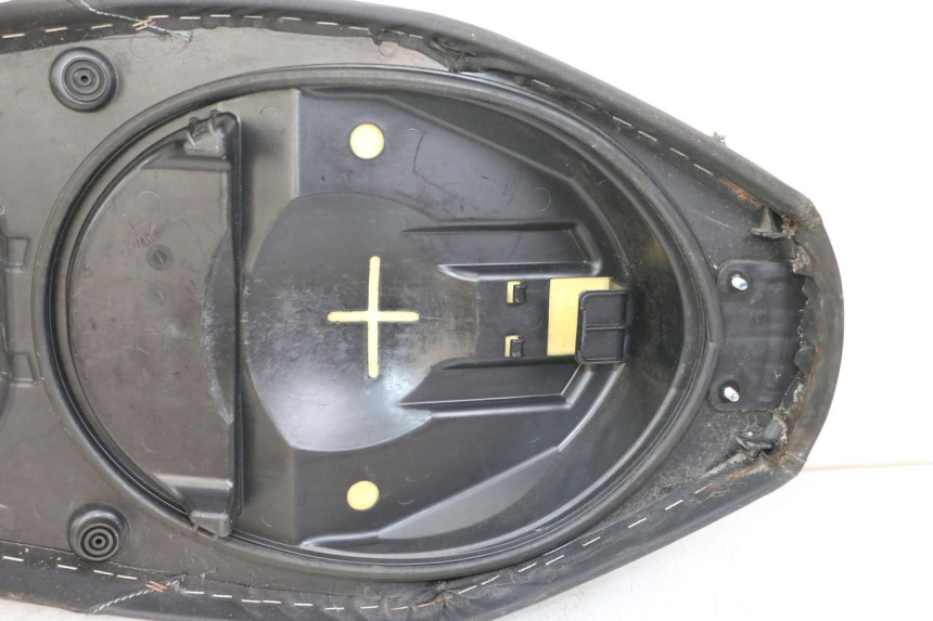 photo de SELLE YAMAHA NEOS NEO'S 4T 50 (2008 - 2016) - Ergänzendes Produktfoto