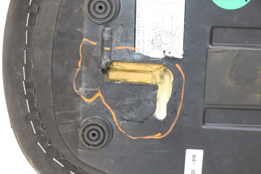 photo de SELLE YAMAHA NEOS NEO'S 4T 50 (2008 - 2016) - Detaillierte Sichtprüfung