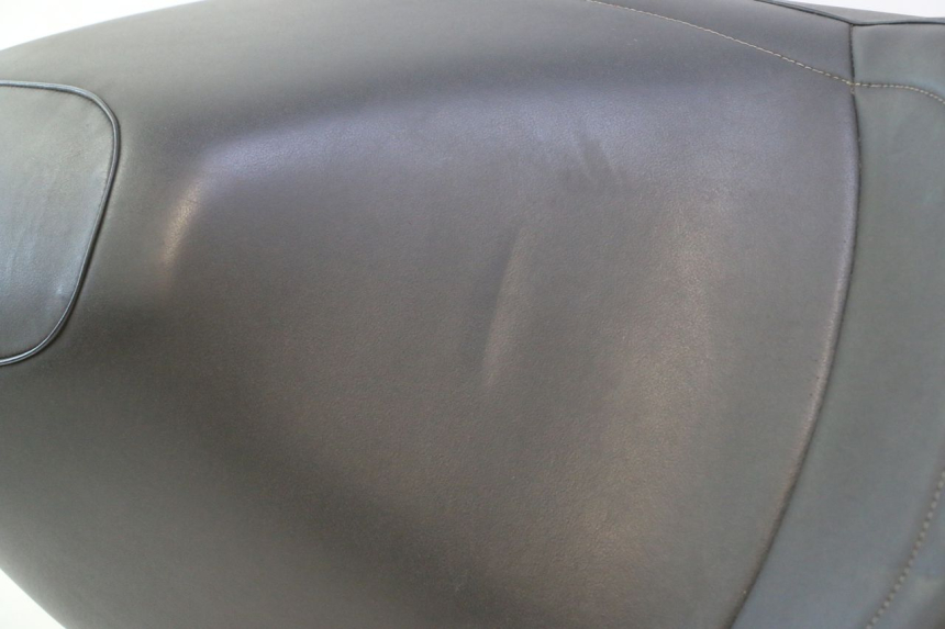 photo de SITZBANK YAMAHA YP MAJESTY 125 (2007 - 2010) - Detailansicht des Bauteils
