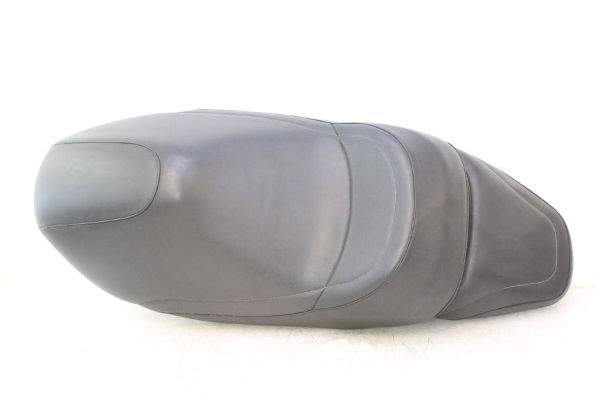 photo de SITZBANK YAMAHA YP MAJESTY 125 (2007 - 2010) - Zoom auf Gebrauchszustand