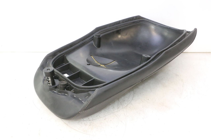 photo de SITZ YAMAHA YP MAJESTY 125 (2002 - 2006) - Weitere Ansicht des Artikels