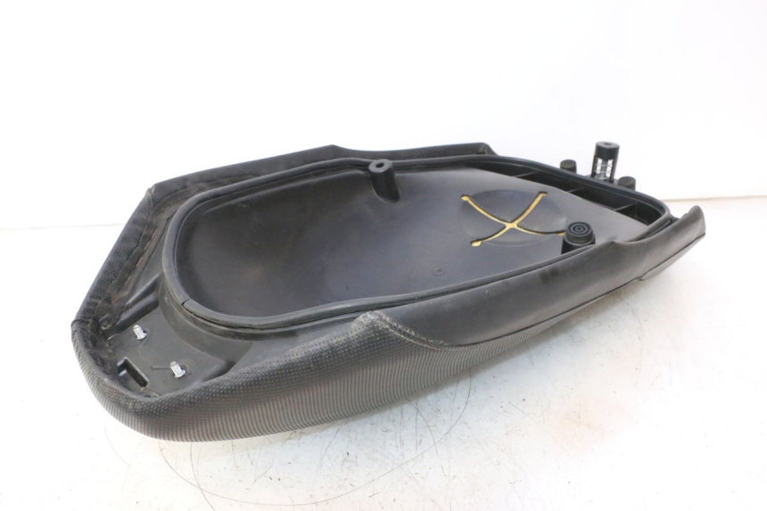 photo de SITZ YAMAHA YP MAJESTY 125 (2002 - 2006) - Zoom auf Komponenten
