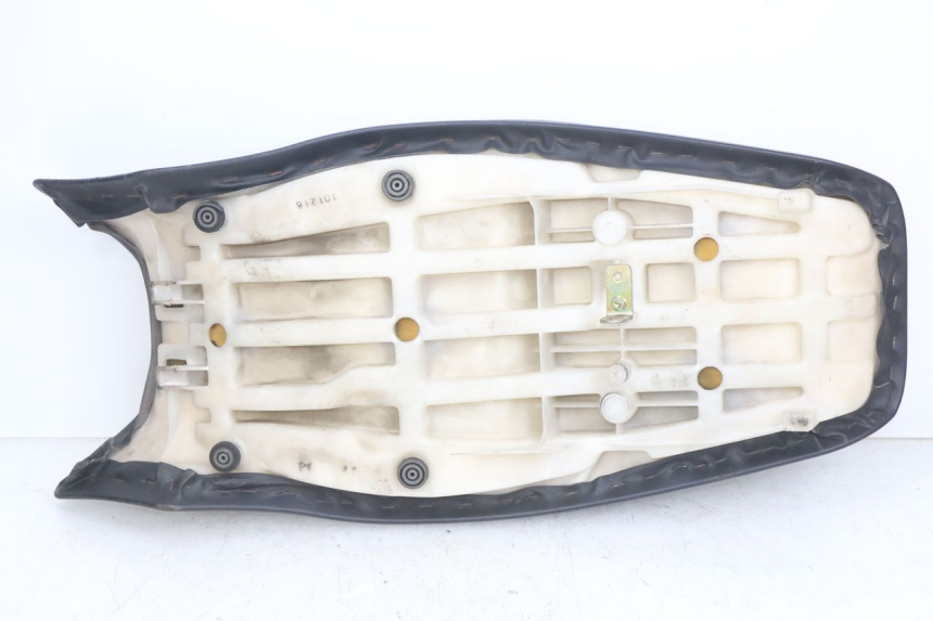 photo de SELLE YAMAHA YZF R THUNDERCAT 600 (1996 - 2003) - Detailansicht des Bauteils