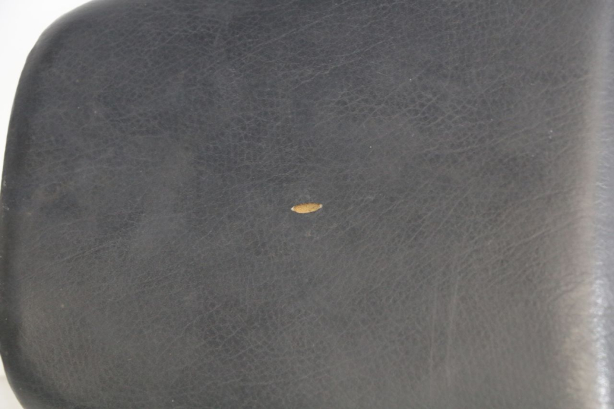 photo de SELLE YAMAHA YZF R THUNDERCAT 600 (1996 - 2003) - Hochauflösende Nahaufnahme