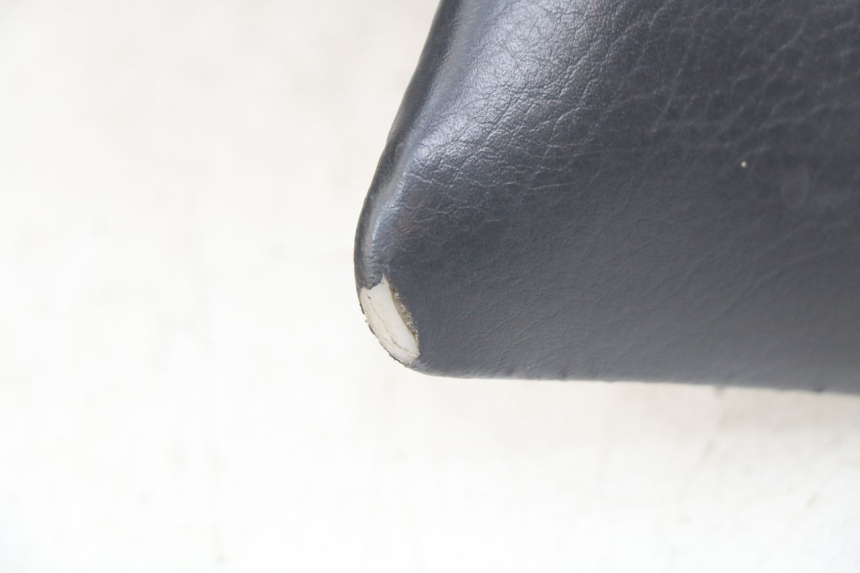 photo de SELLE YAMAHA YZF R THUNDERCAT 600 (1996 - 2003) - Oberflächenzustand und Material