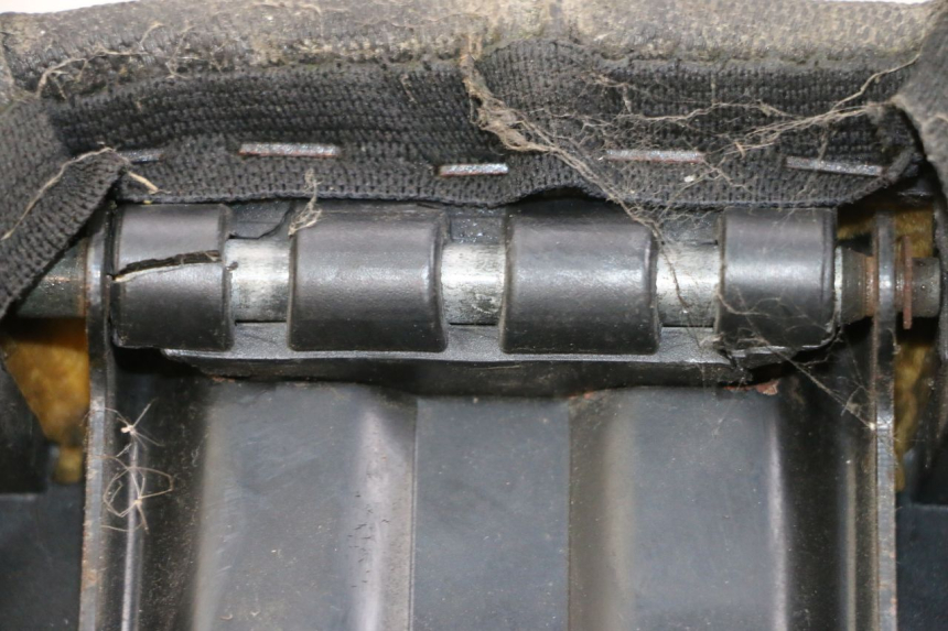 photo de SELLE PIAGGIO ZIP 2T 50 (2009 - 2019) - Detailansicht des Bauteils