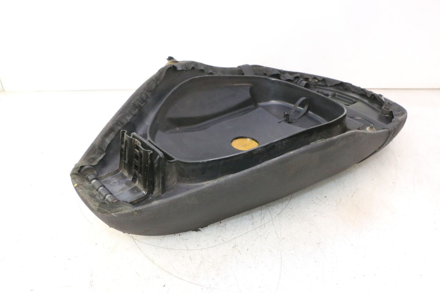 photo de SELLE PIAGGIO ZIP 2T 50 (2009 - 2019) - Zoom auf Gebrauchszustand