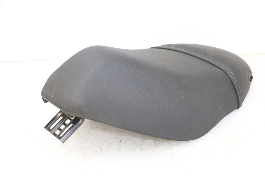 photo de SELLE PIAGGIO ZIP 4T 50 (2018 - 2020) - Hochauflösende Nahaufnahme