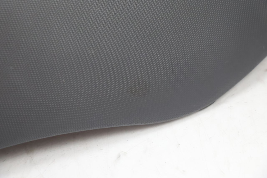 photo de SITZ PIAGGIO ZIP 4T 50 (2006 - 2017) - Kennzeichnungen und Originalreferenzen