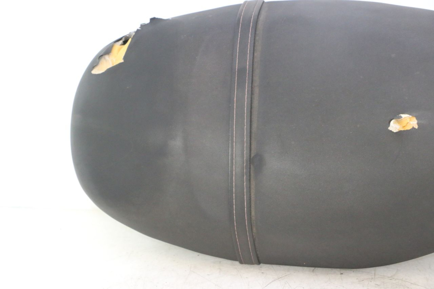 photo de SITZ PIAGGIO ZIP IGET 4T 50 (2021 - 2023) - Fokus auf die Struktur