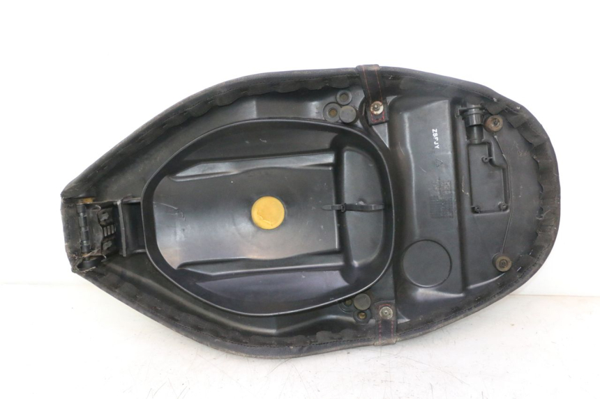 photo de SITZ PIAGGIO ZIP IGET 4T 50 (2021 - 2023) - Alternative Perspektive