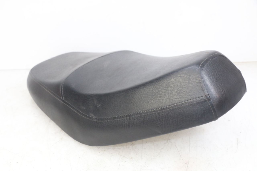 photo de SELLE UNIVERSAL BIKE ZN50QT-11B 50 (2018 - 2021) - Hochauflösende Nahaufnahme