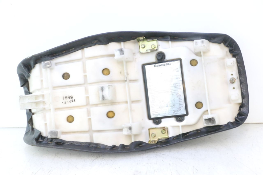 photo de SITZBANK KAWASAKI ZZR 600 (1995 - 2004) - Weitere Ansicht des Artikels