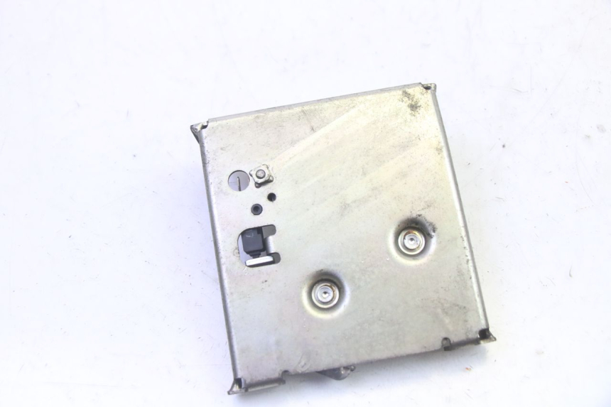 photo de SITZSCHLOSS HONDA FES S-WING SWING ABS 125 (2007 - 2015) - Alternative Perspektive