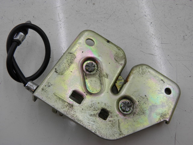 photo de SITZSCHLOSS KYMCO QUANNON NAKED 125 (2010) - Hauptansicht